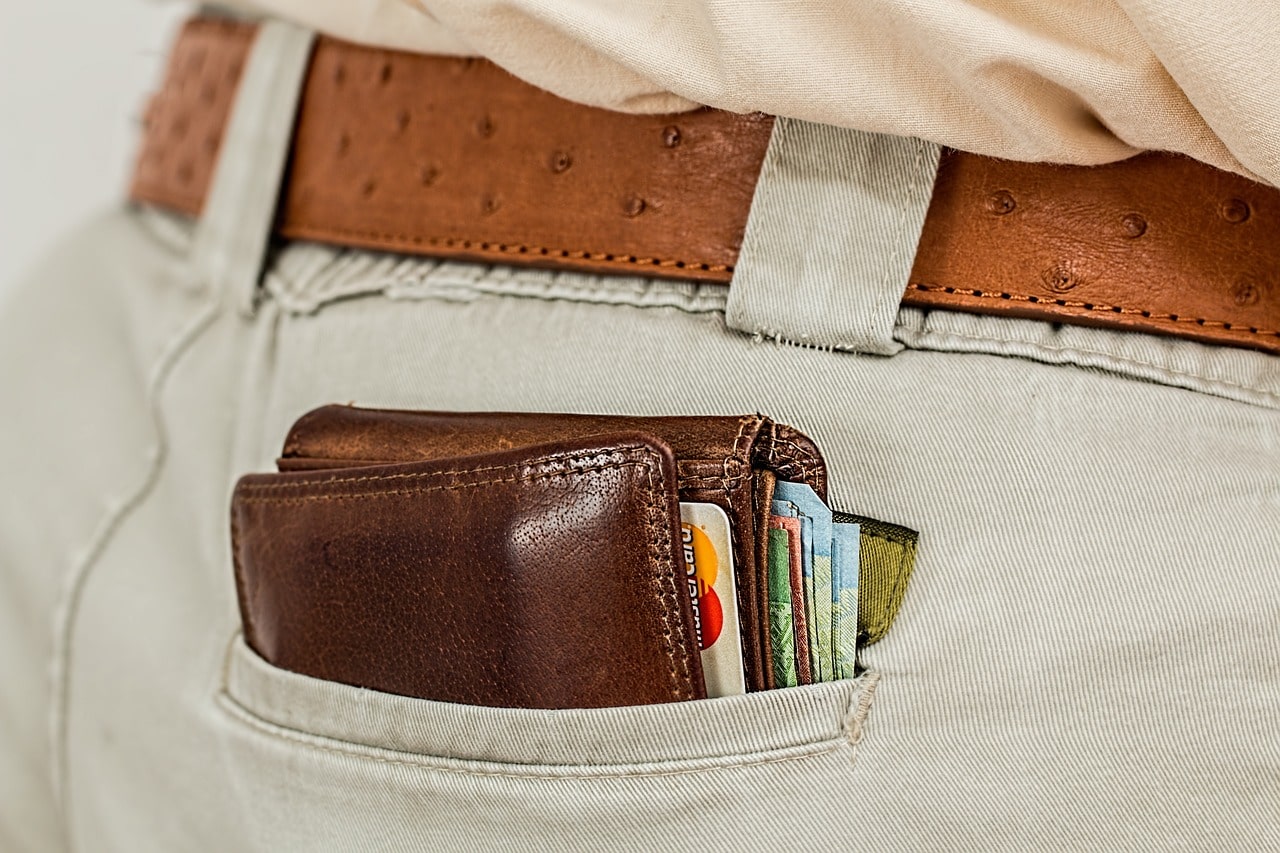 Jak zabezpieczyć kartę zbliżeniową w portfelu?