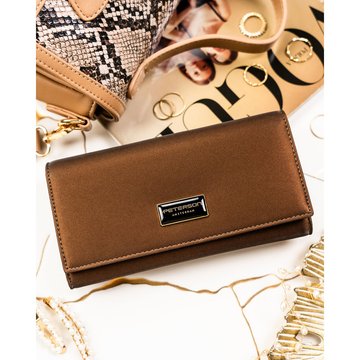 Portfel damski ze skóry naturalnej i ekologicznej w brązowym kolorze, wyposażony w system RFID - Peterson