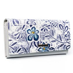 Pojemny portfel damski wykonany ze skóry naturalnej i ekologicznej z kwiatowym tłoczeniem - 4U Cavaldi