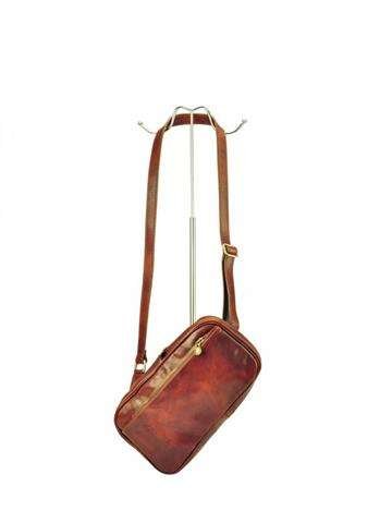 Saszetka Męska Gregorio 890 Skóra Naturalna Brązowa Na Ramię Z Regulowanym Paskiem